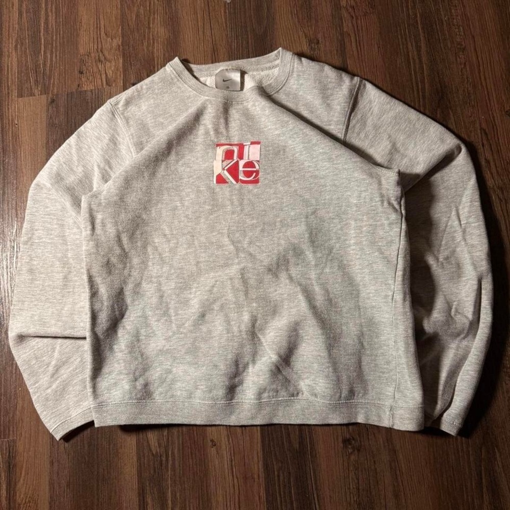 Nike Vintage‎ Grey Heather pink Graphic Logo Crewneck Sweatshirt Womens Medium